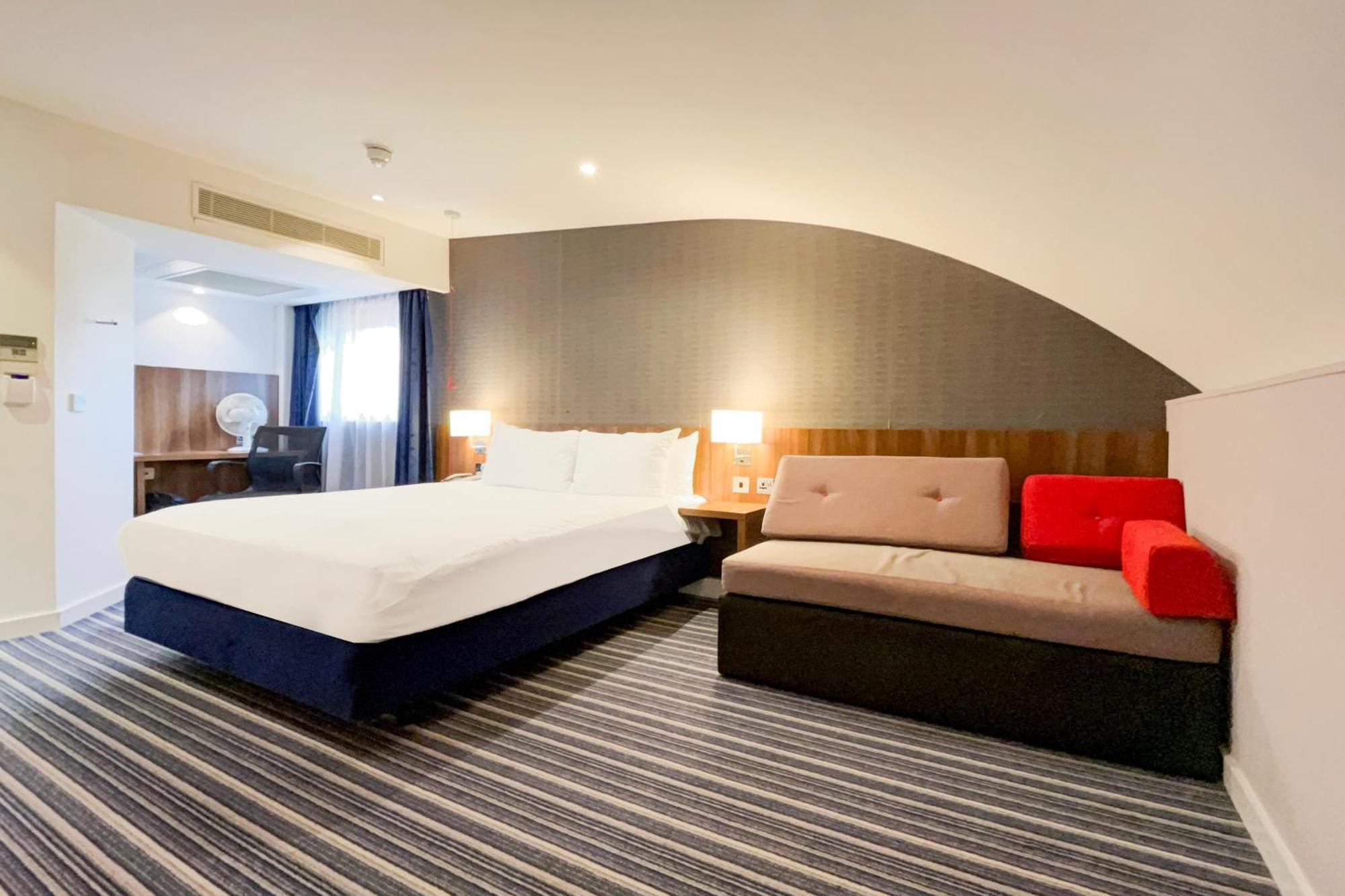 Belvilla Crewe City Centre Hotel Lifestyle المظهر الخارجي الصورة
