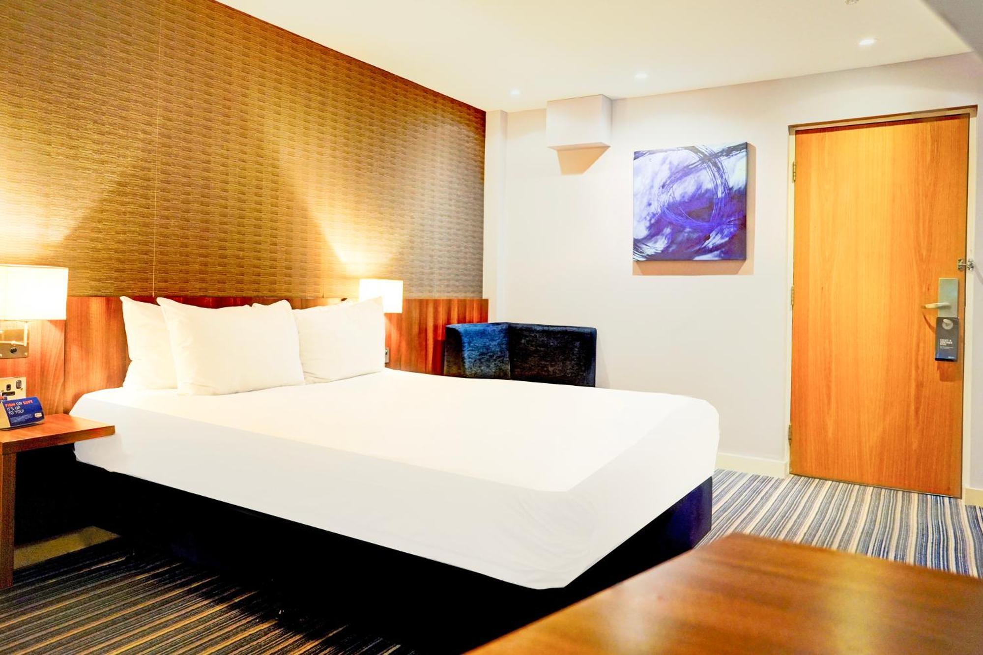 Belvilla Crewe City Centre Hotel Lifestyle المظهر الخارجي الصورة