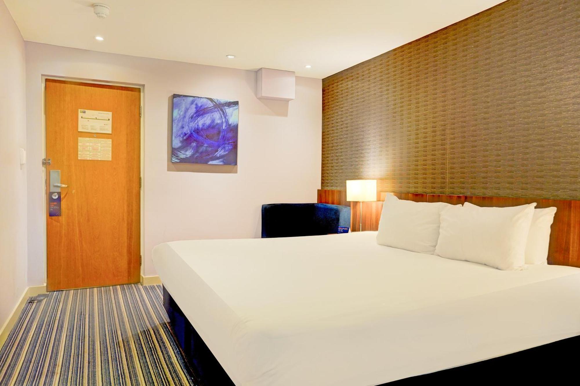 Belvilla Crewe City Centre Hotel Lifestyle المظهر الخارجي الصورة