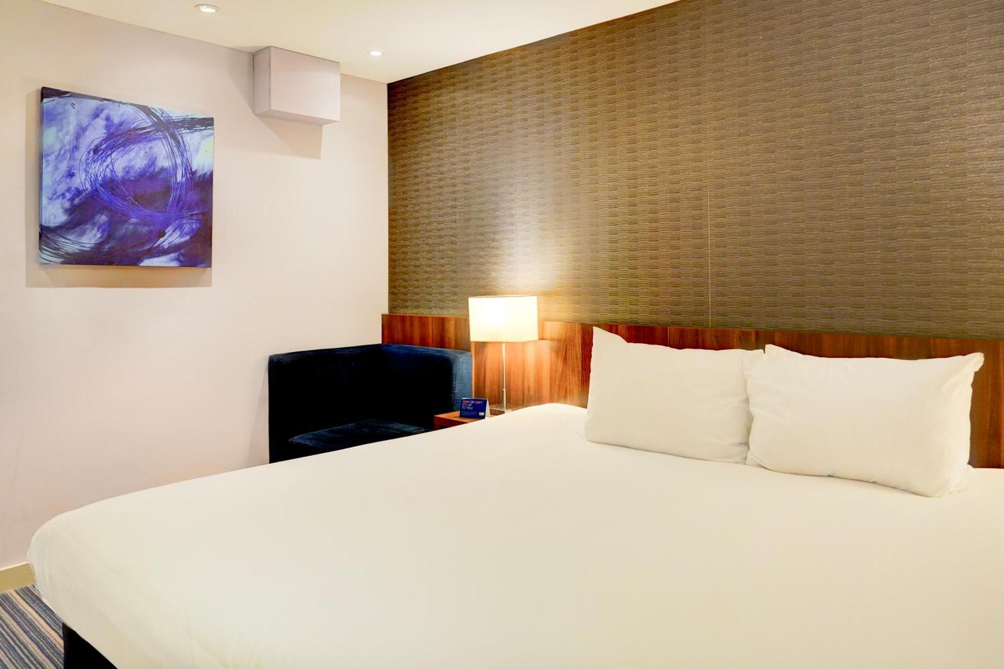 Belvilla Crewe City Centre Hotel Lifestyle المظهر الخارجي الصورة