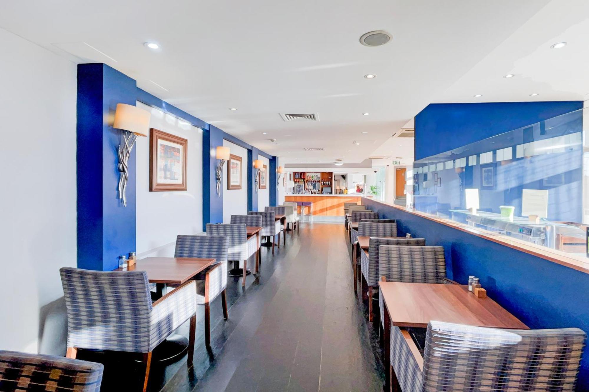 Belvilla Crewe City Centre Hotel Lifestyle المظهر الخارجي الصورة