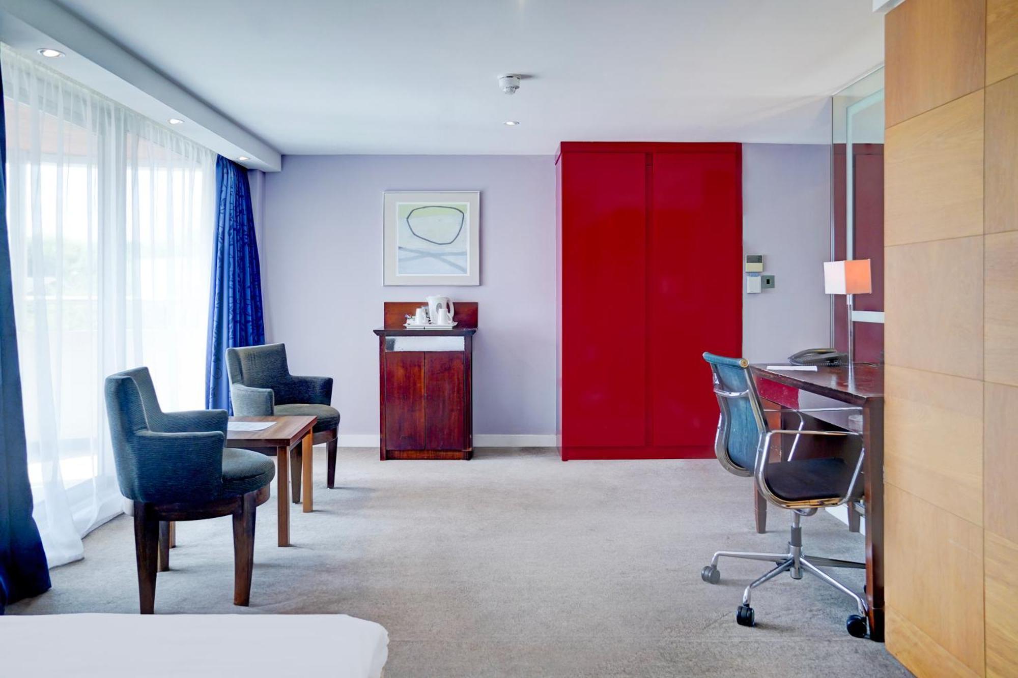 Belvilla Crewe City Centre Hotel Lifestyle المظهر الخارجي الصورة