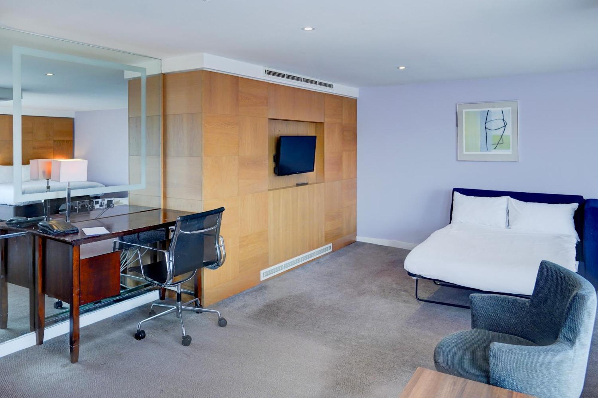 Belvilla Crewe City Centre Hotel Lifestyle المظهر الخارجي الصورة